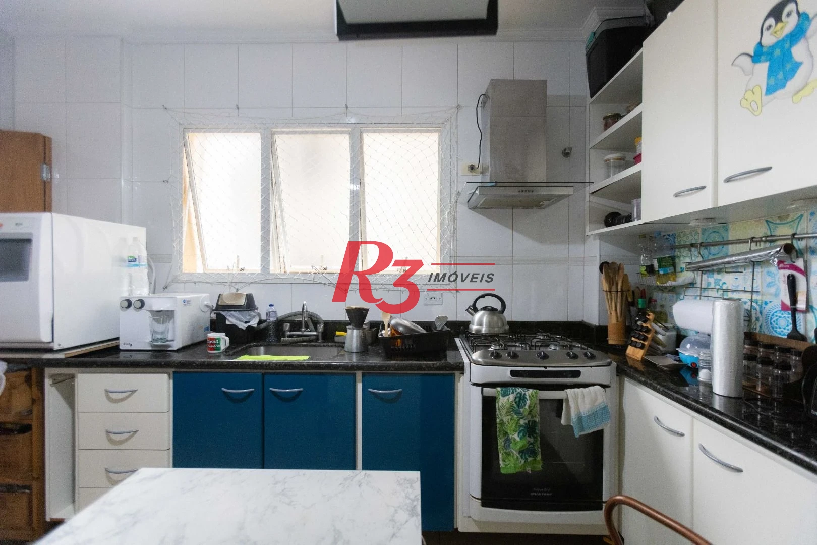 Apartamento com 2 dormitórios à venda, 90 m² por R$ 700.000,00 - Embaré - Santos/SP