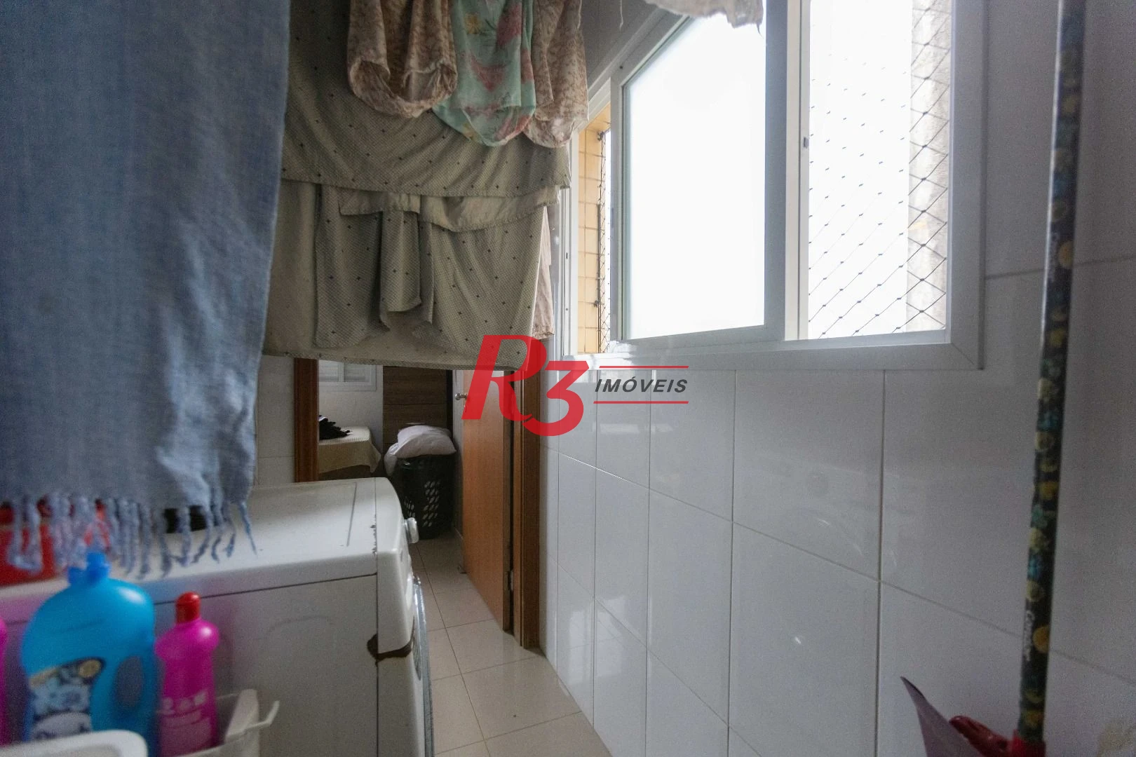 Apartamento com 2 dormitórios à venda, 90 m² por R$ 700.000,00 - Embaré - Santos/SP