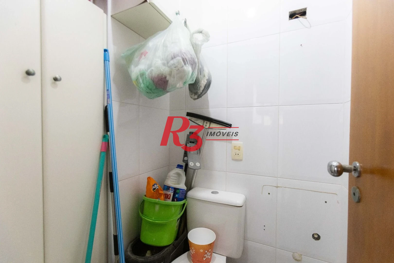 Apartamento com 2 dormitórios à venda, 90 m² por R$ 700.000,00 - Embaré - Santos/SP