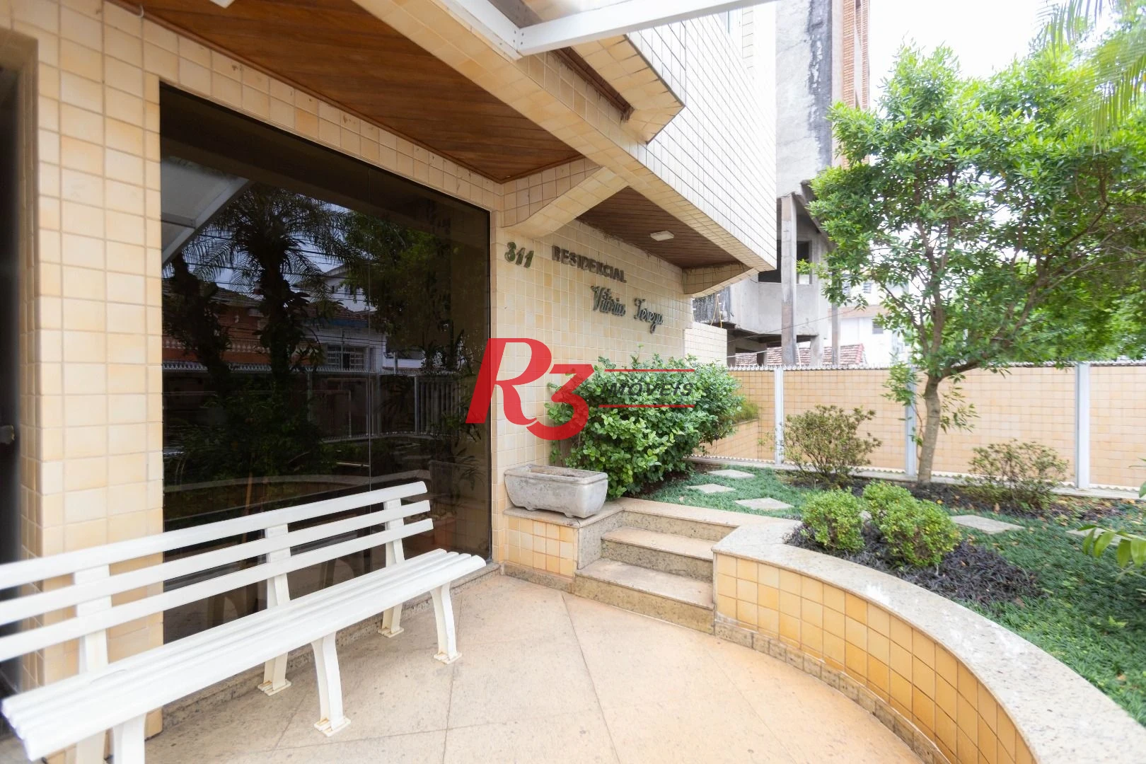 Apartamento com 2 dormitórios à venda, 90 m² por R$ 700.000,00 - Embaré - Santos/SP