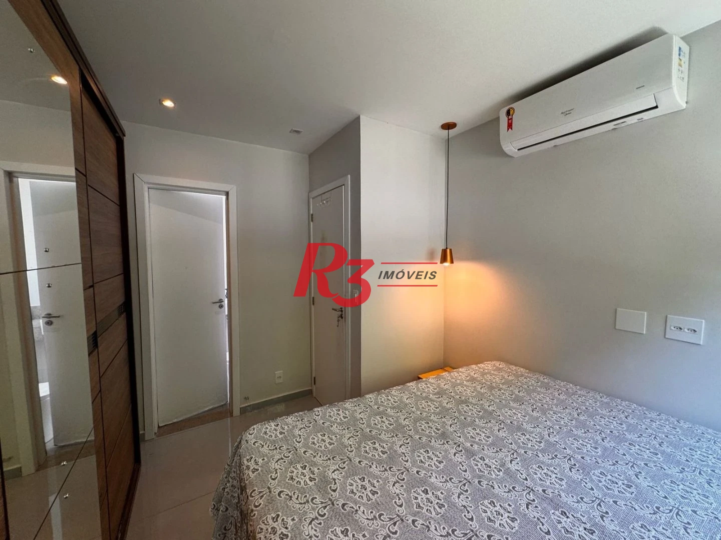 Apartamento com 1 dormitório à venda, 42 m² por R$ 440.000,00 - Marapé - Santos/SP