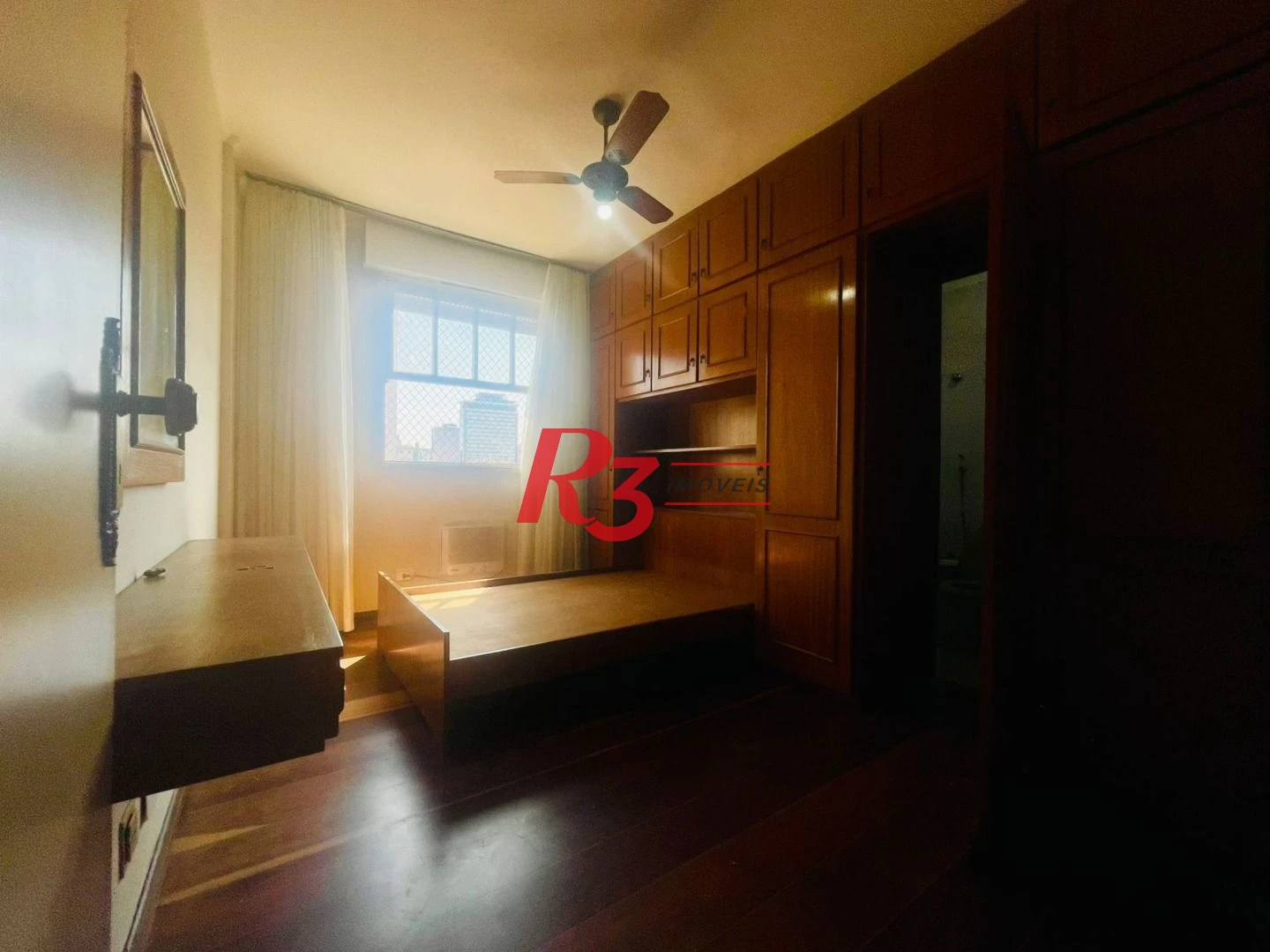 Apartamento com 3 dormitórios para alugar, 140 m² por R$ 5.451,02/mês - Boqueirão - Santos/SP