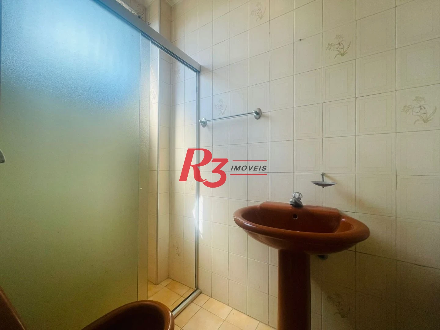 Apartamento com 3 dormitórios para alugar, 140 m² por R$ 5.451,02/mês - Boqueirão - Santos/SP