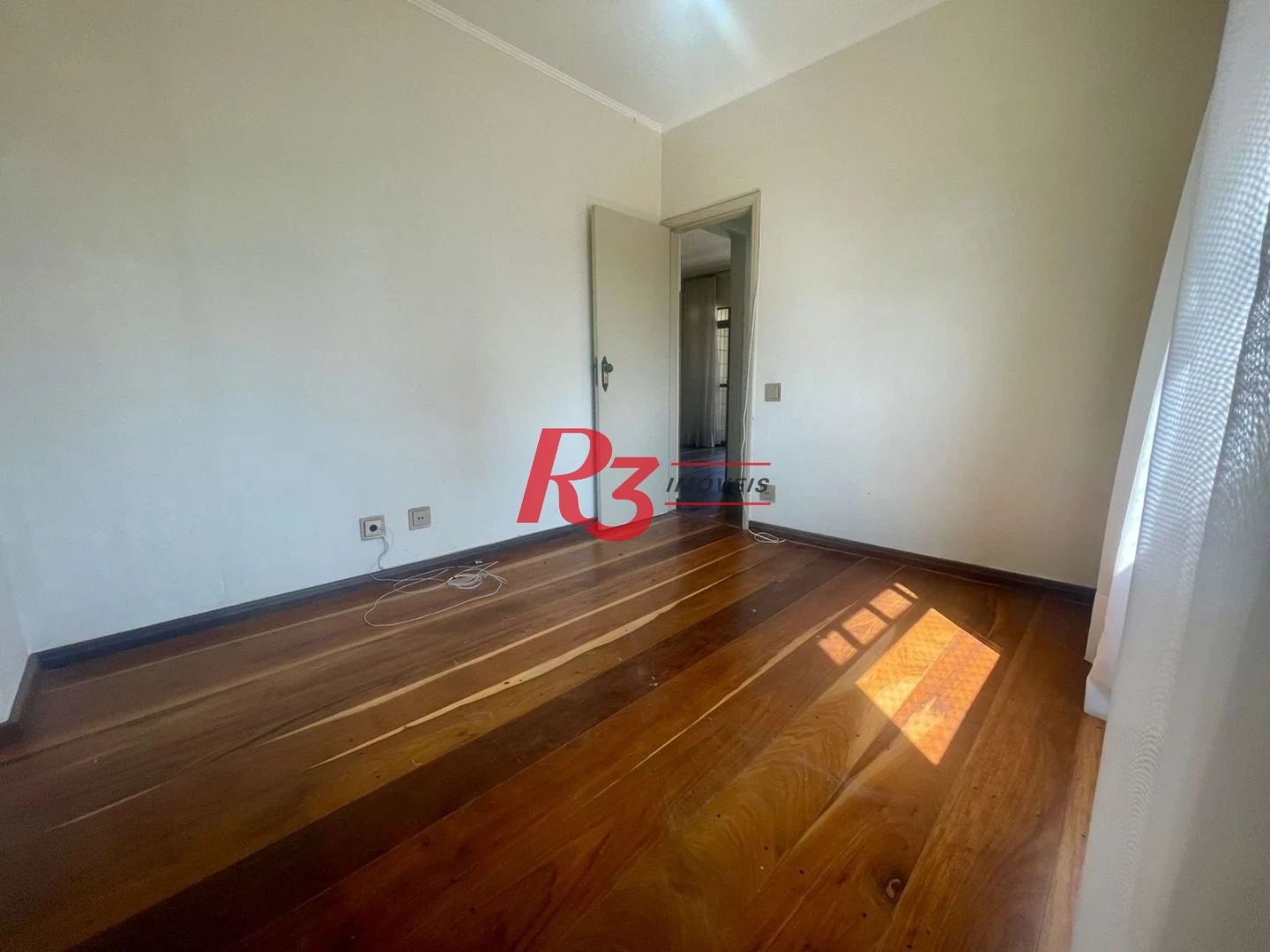 Apartamento com 3 dormitórios para alugar, 140 m² por R$ 5.451,02/mês - Boqueirão - Santos/SP