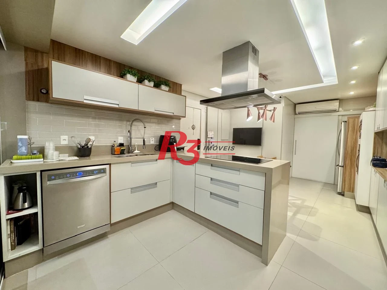 Apartamento Garden com 3 dormitórios à venda, 401 m² por R$ 4.500.000,00 - Vila Rica - Santos/SP
