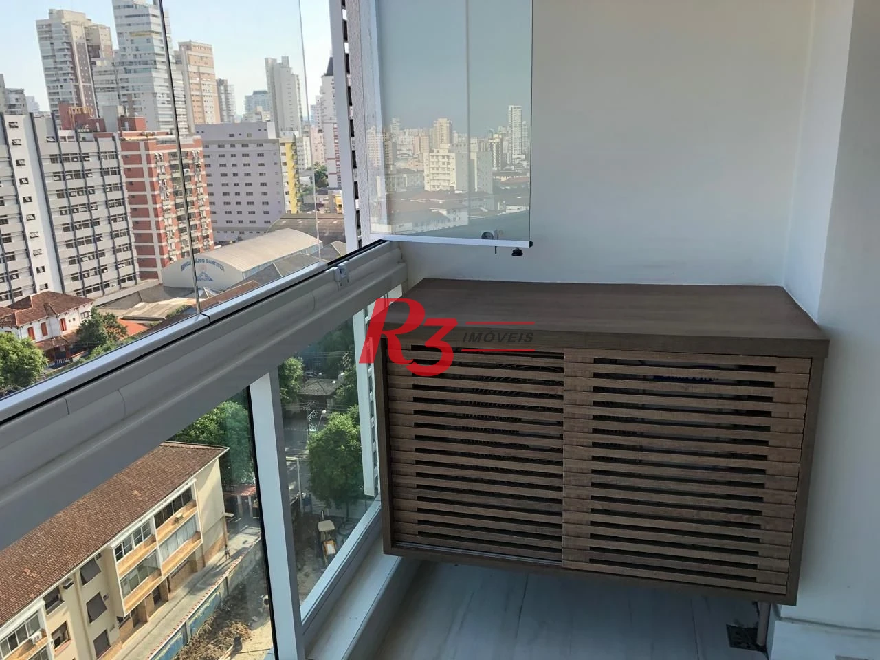 Apartamento com 1 dormitório para alugar, 47 m² por R$ 5.000,00/mês - Boqueirão - Santos/SP