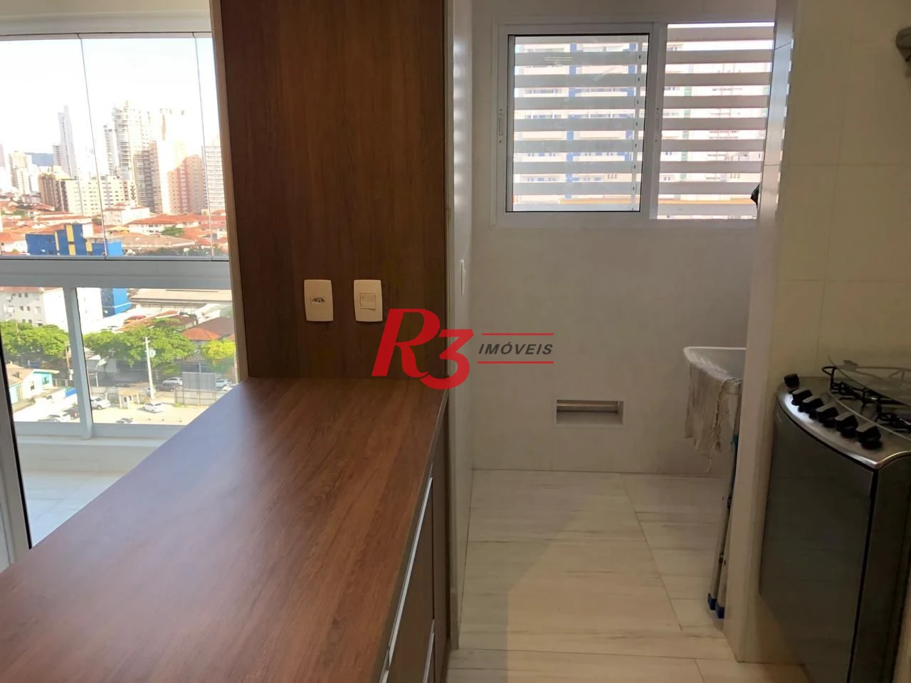 Apartamento com 1 dormitório para alugar, 47 m² por R$ 5.000,00/mês - Boqueirão - Santos/SP