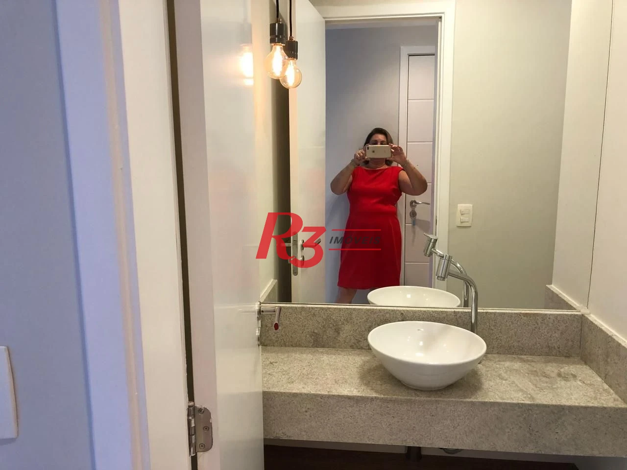 Apartamento com 1 dormitório para alugar, 47 m² por R$ 5.000,00/mês - Boqueirão - Santos/SP