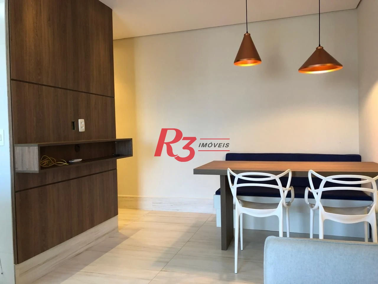 Apartamento com 1 dormitório para alugar, 47 m² por R$ 5.000,00/mês - Boqueirão - Santos/SP