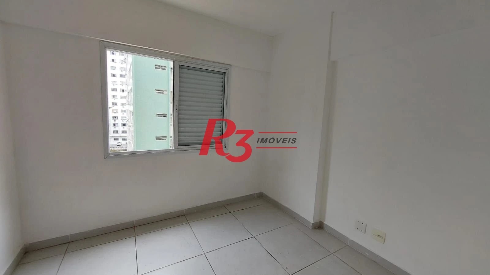 Apartamento com 2 dormitórios à venda, 54 m² por R$ 419.000,00 - José Menino - Santos/SP