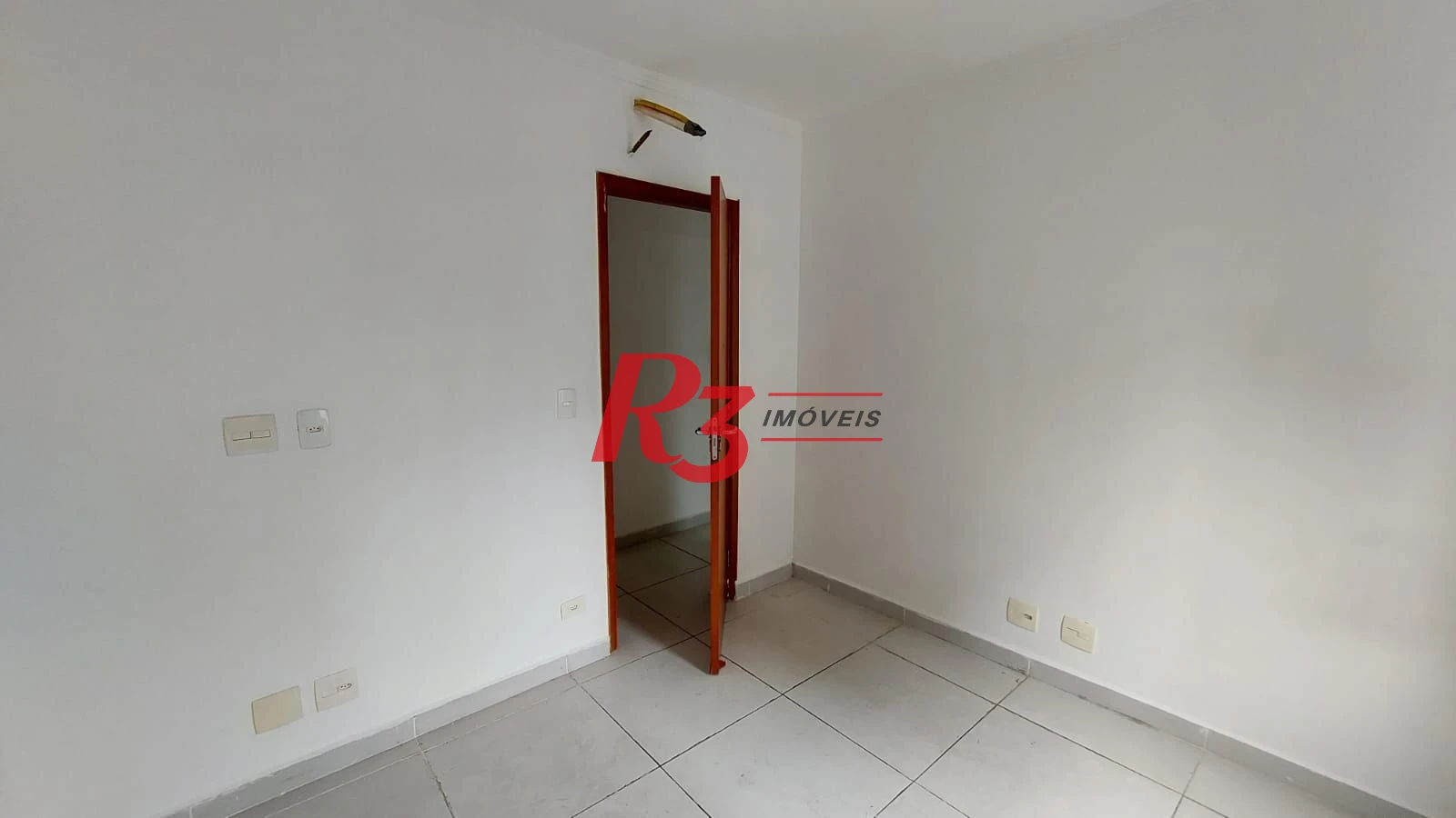 Apartamento com 2 dormitórios à venda, 54 m² por R$ 419.000,00 - José Menino - Santos/SP