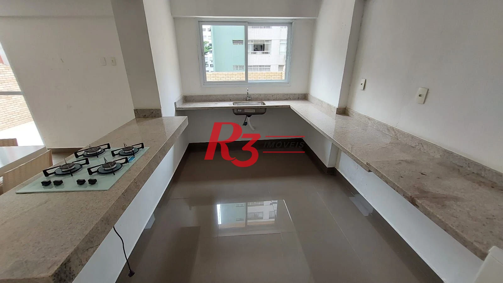 Apartamento com 2 dormitórios à venda, 54 m² por R$ 419.000,00 - José Menino - Santos/SP