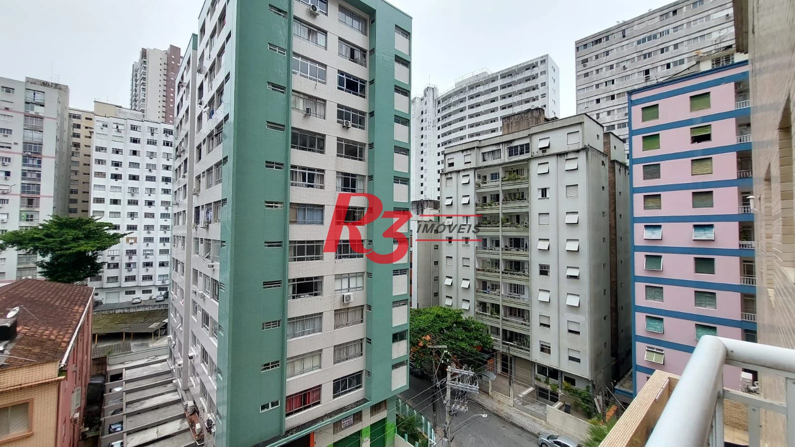 Apartamento com 2 dormitórios à venda, 54 m² por R$ 419.000,00 - José Menino - Santos/SP