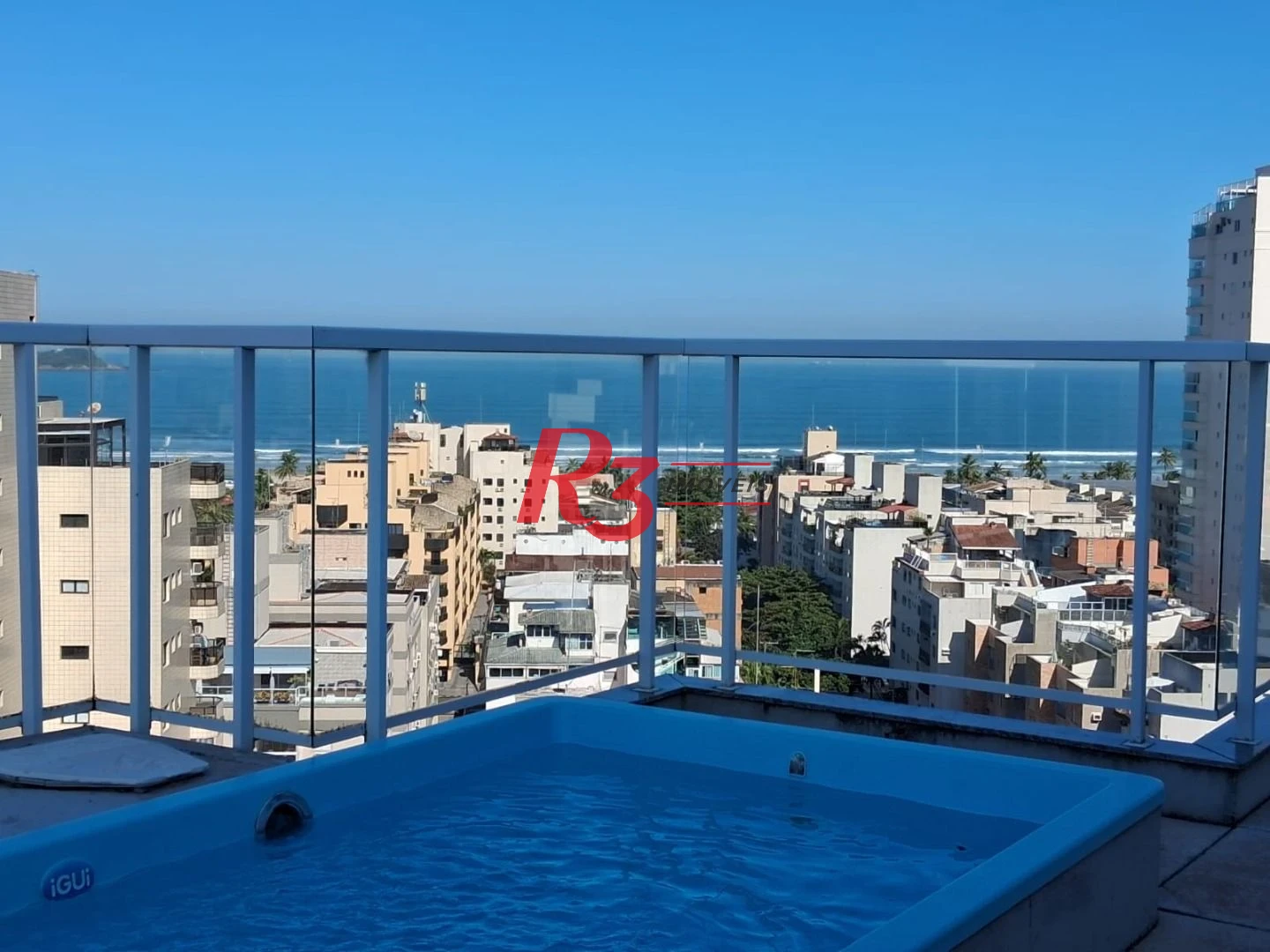 Cobertura com 3 dormitórios à venda, 235 m² por R$ 2.000.000,00 - Jardim Praiano - Guarujá/SP