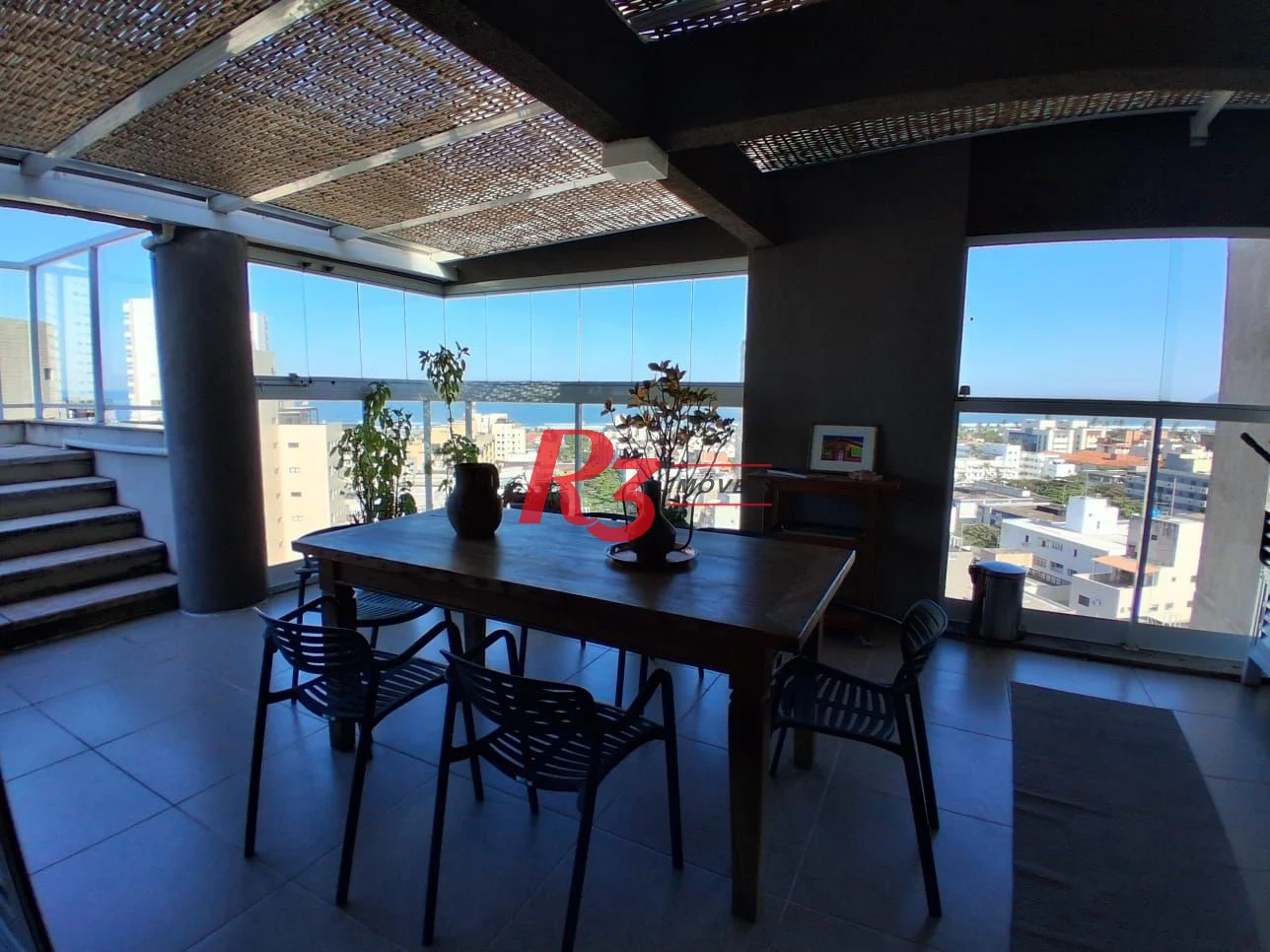 Cobertura com 3 dormitórios à venda, 235 m² por R$ 2.000.000,00 - Jardim Praiano - Guarujá/SP