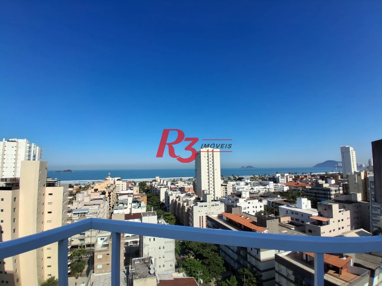 Cobertura com 3 dormitórios à venda, 235 m² por R$ 2.000.000,00 - Jardim Praiano - Guarujá/SP