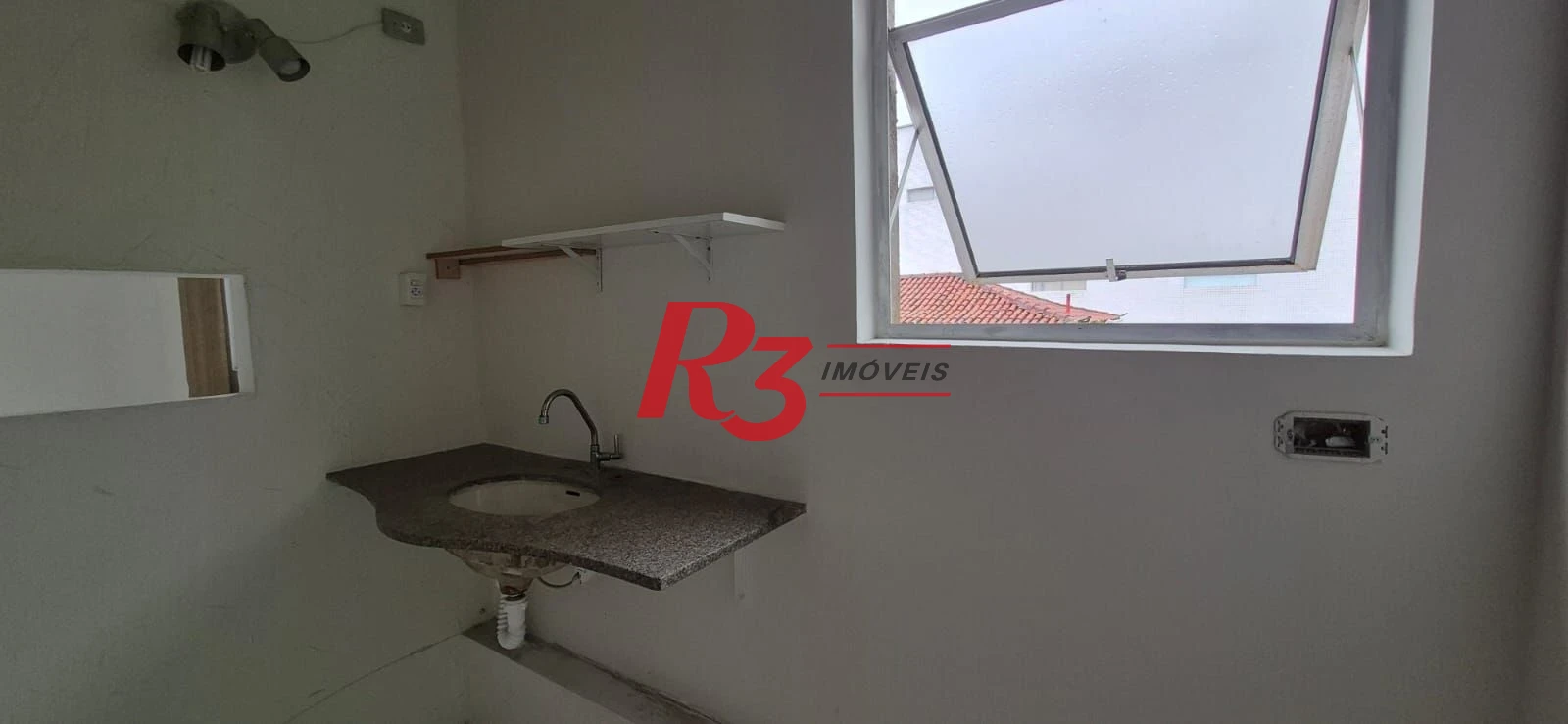 Sala para alugar, 60 m² por R$ 3.000,00/mês - Gonzaga - Santos/SP