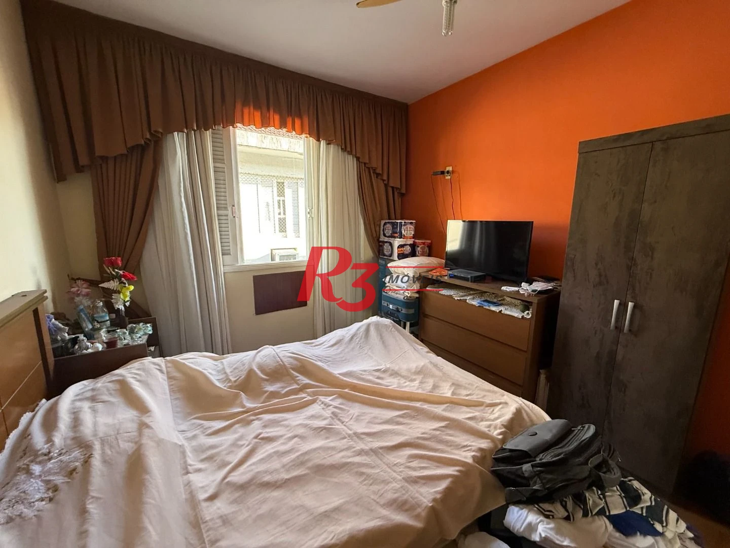 Apartamento com 2 dormitórios à venda, 70 m² por R$ 370.000,00 - Campo Grande - Santos/SP