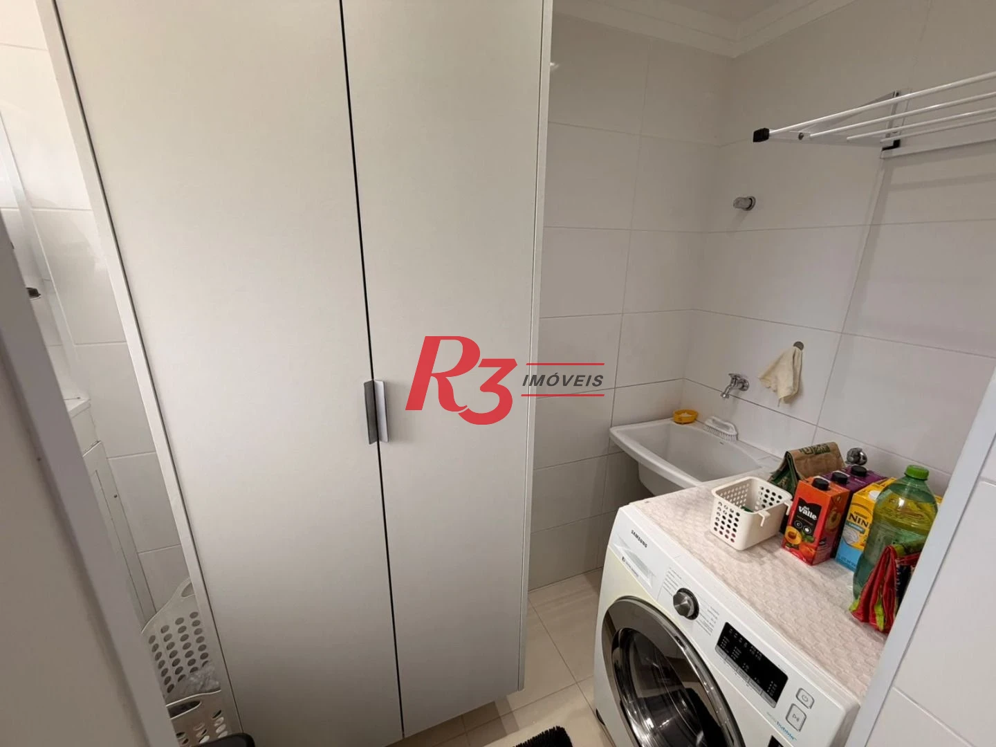 Apartamento com 2 dormitórios à venda, 75 m² por R$ 734.900,00 - Embaré - Santos/SP