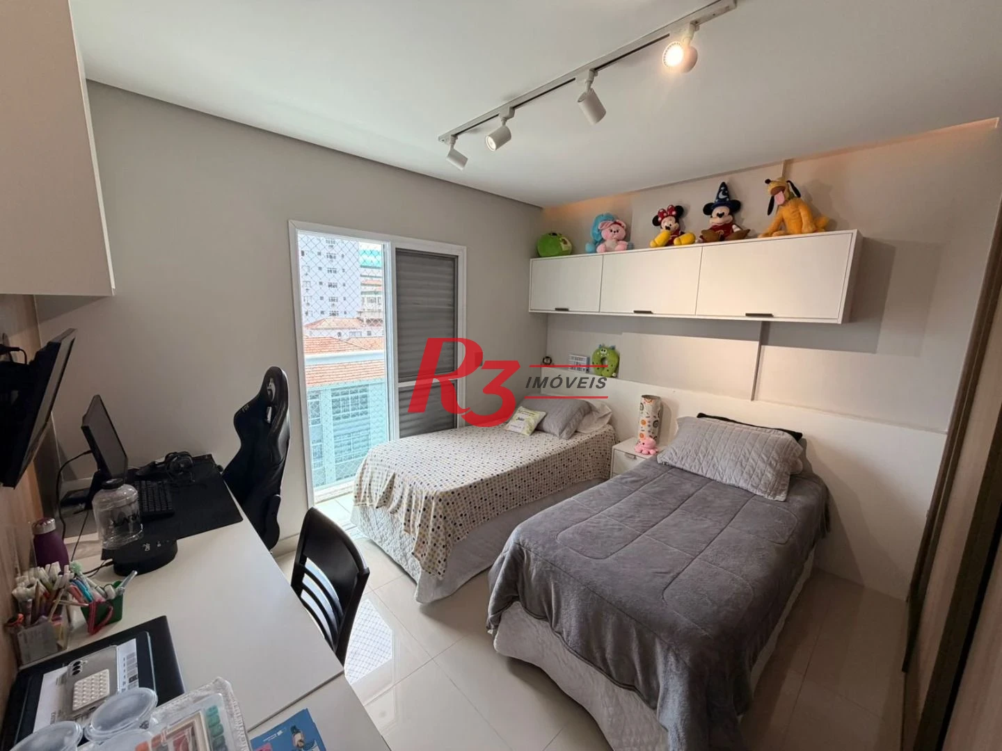 Apartamento com 2 dormitórios à venda, 75 m² por R$ 734.900,00 - Embaré - Santos/SP