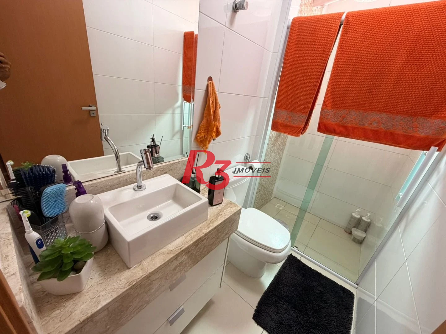 Apartamento com 2 dormitórios à venda, 75 m² por R$ 734.900,00 - Embaré - Santos/SP