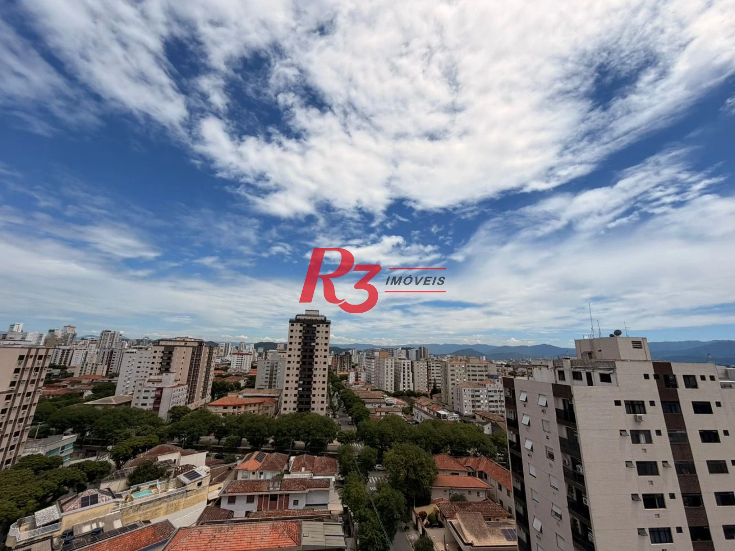 Apartamento com 2 dormitórios à venda, 75 m² por R$ 734.900,00 - Embaré - Santos/SP