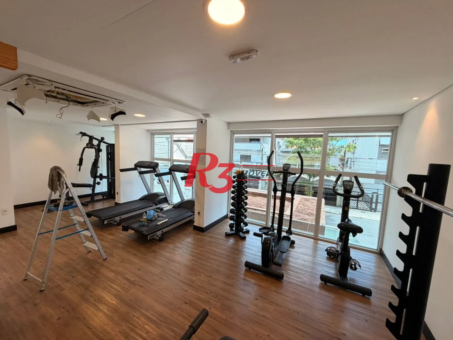 Apartamento com 2 dormitórios à venda, 75 m² por R$ 734.900,00 - Embaré - Santos/SP