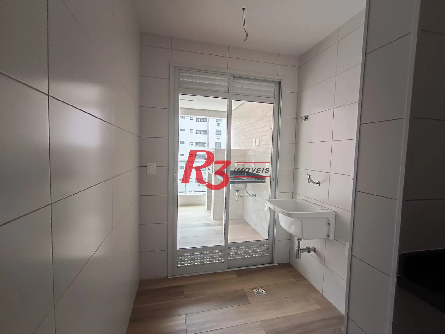 Apartamento com 2 dormitórios à venda, 83 m² por R$ 1.450.000,00 - Embaré - Santos/SP