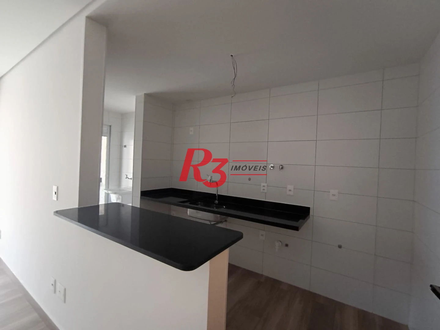 Apartamento com 2 dormitórios à venda, 83 m² por R$ 1.450.000,00 - Embaré - Santos/SP