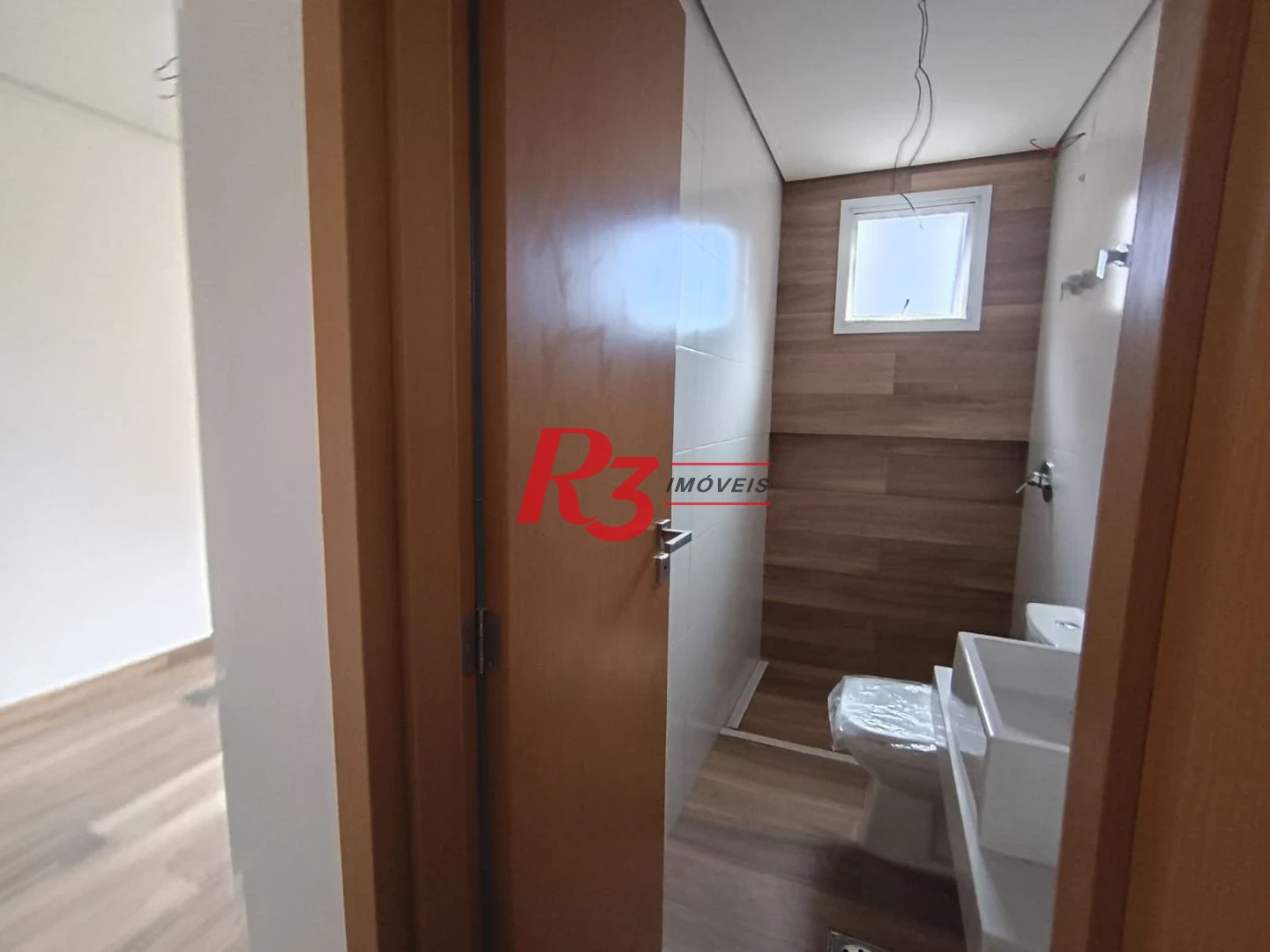 Apartamento com 2 dormitórios à venda, 83 m² por R$ 1.450.000,00 - Embaré - Santos/SP