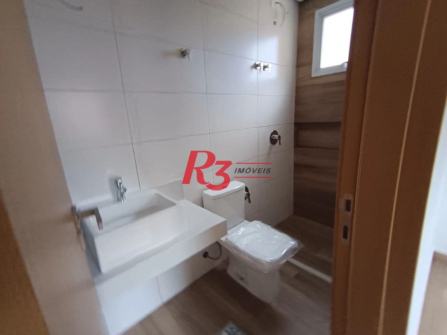 Apartamento com 2 dormitórios à venda, 83 m² por R$ 1.450.000,00 - Embaré - Santos/SP