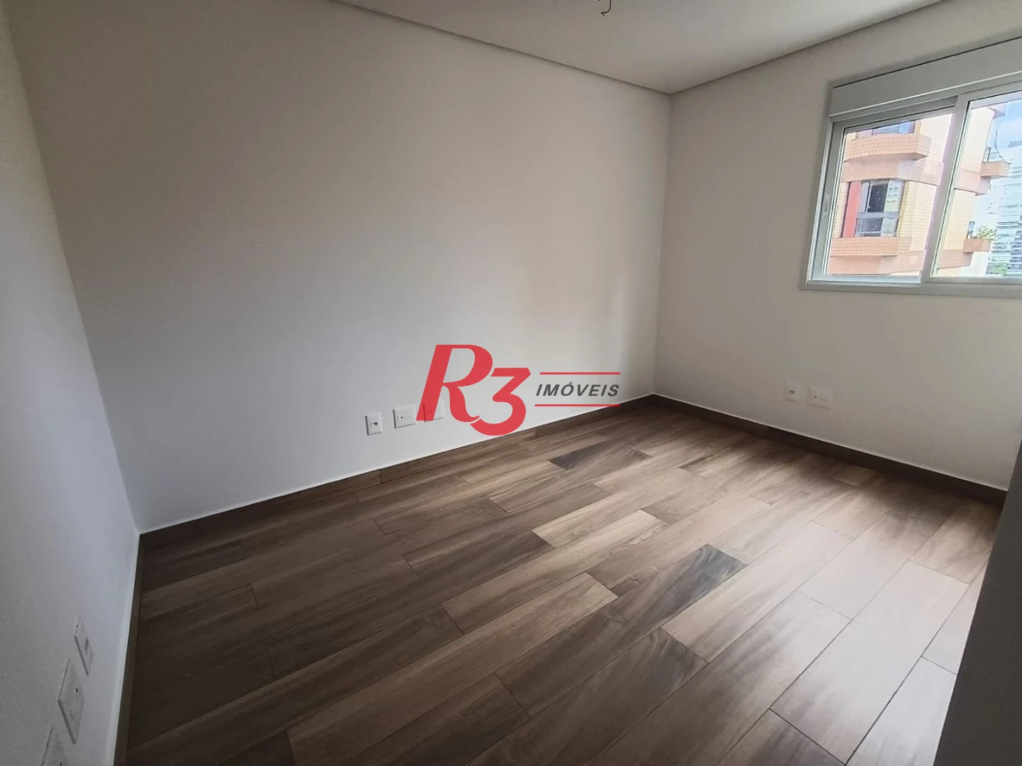 Apartamento com 2 dormitórios à venda, 83 m² por R$ 1.450.000,00 - Embaré - Santos/SP