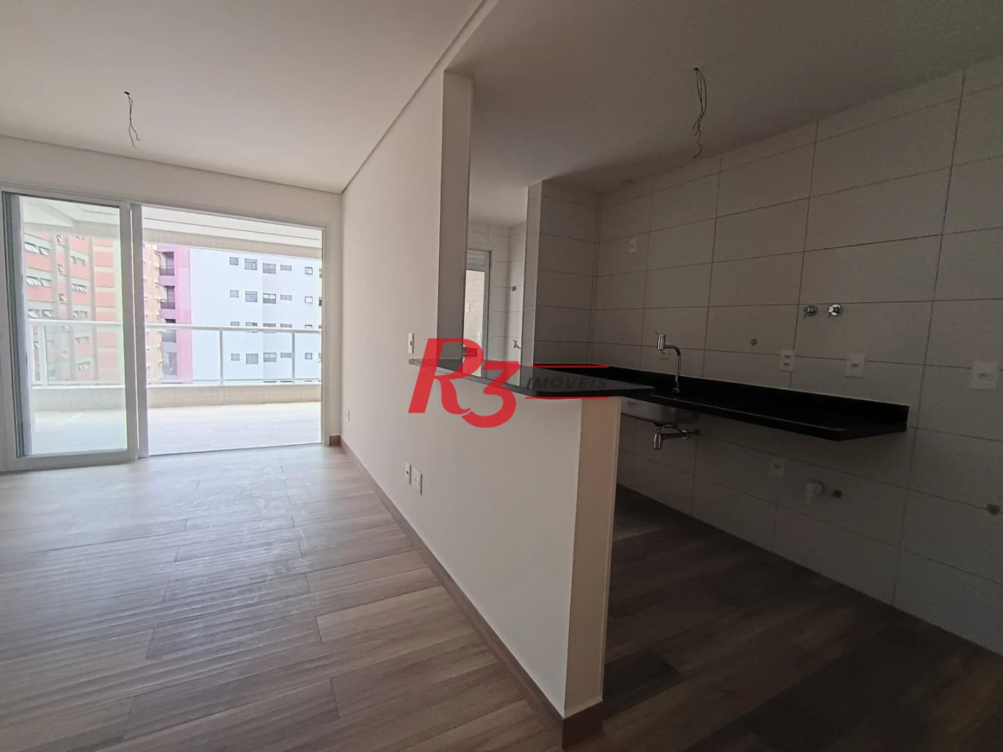 Apartamento com 2 dormitórios à venda, 83 m² por R$ 1.450.000,00 - Embaré - Santos/SP