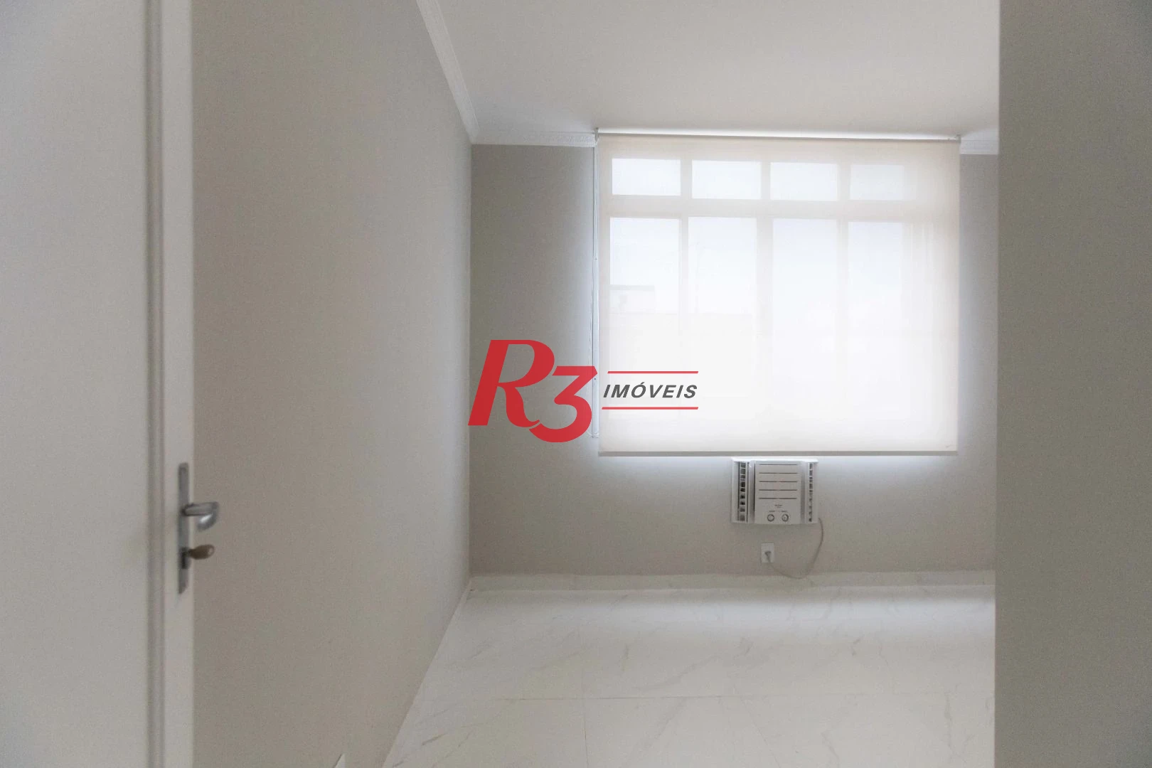 Apartamento com 2 dormitórios para alugar, 66 m² por R$ 4.000,02/mês - José Menino - Santos/SP