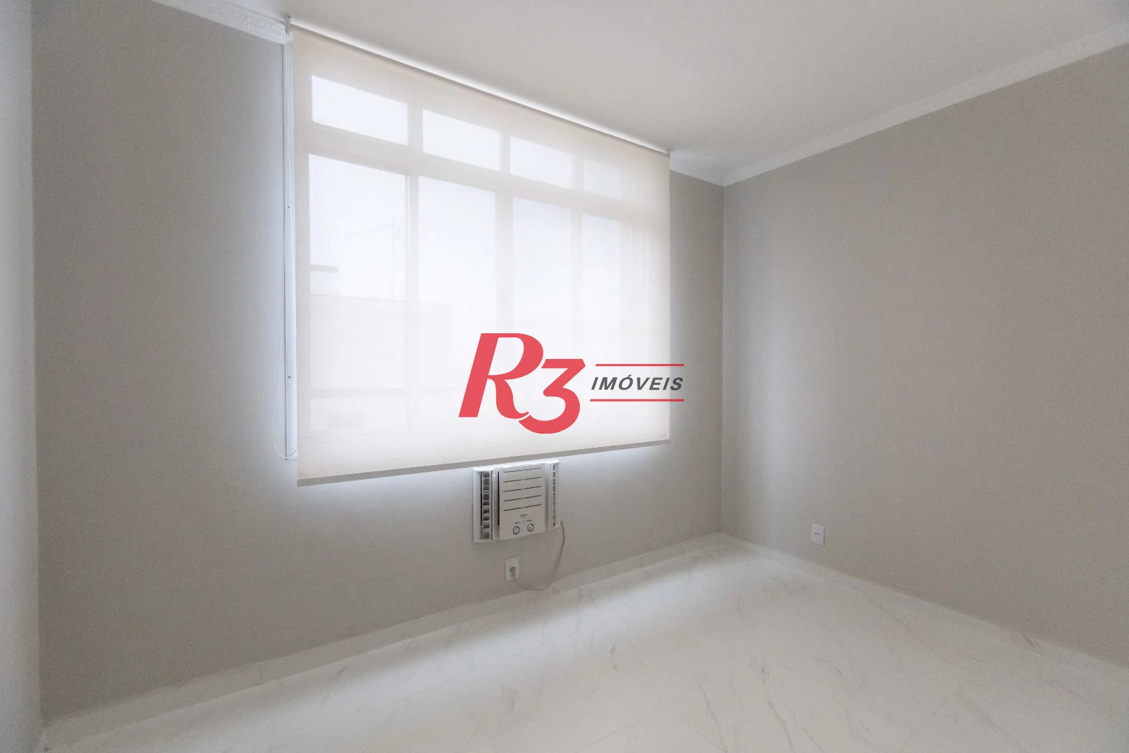 Apartamento com 2 dormitórios para alugar, 66 m² por R$ 4.000,02/mês - José Menino - Santos/SP