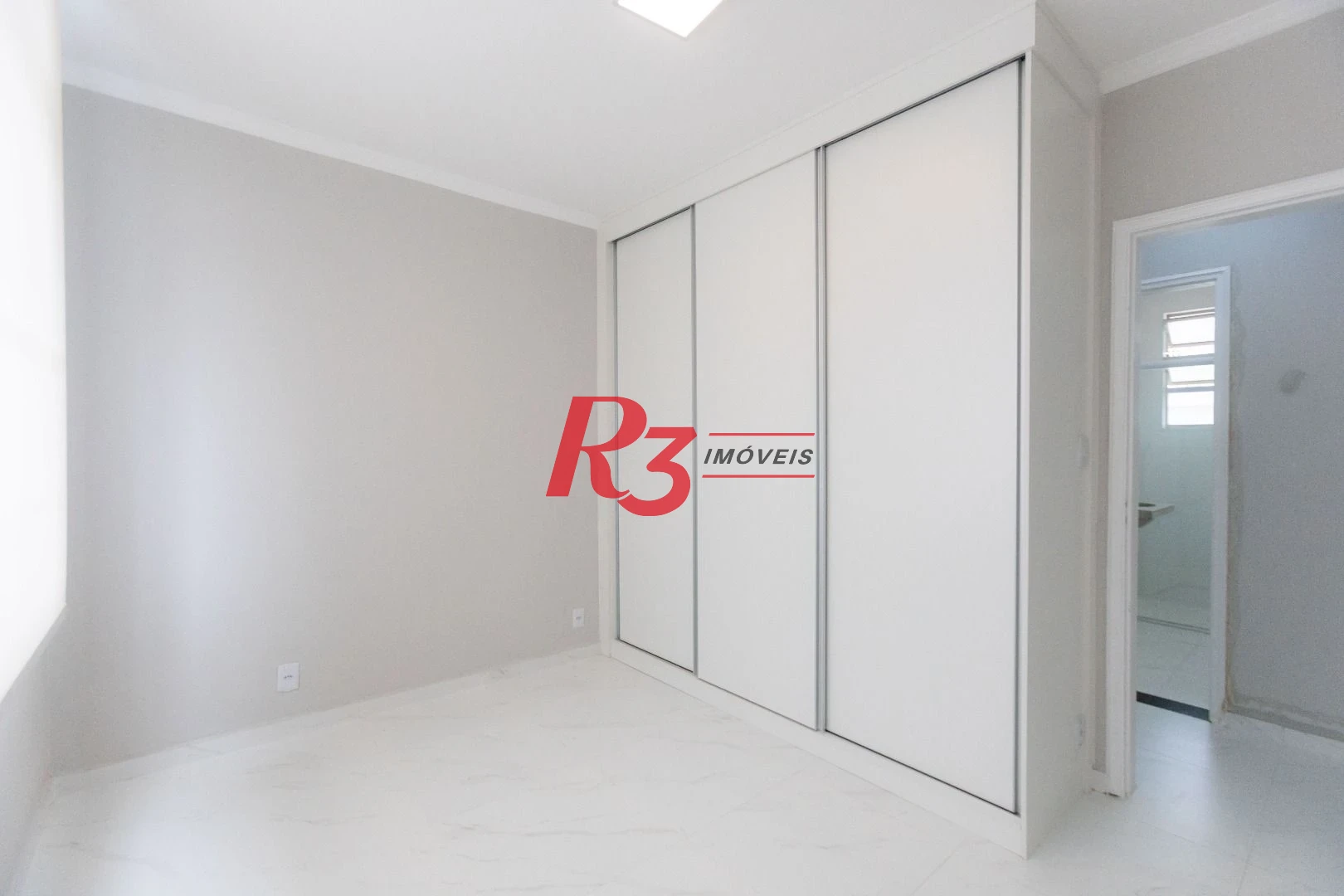 Apartamento com 2 dormitórios para alugar, 66 m² por R$ 4.000,02/mês - José Menino - Santos/SP