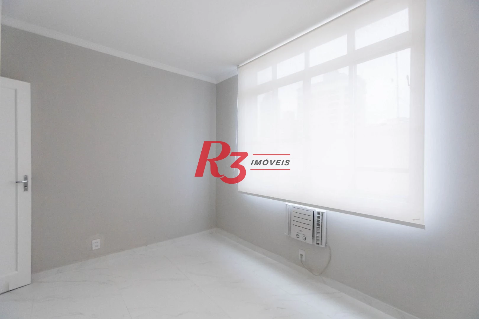 Apartamento com 2 dormitórios para alugar, 66 m² por R$ 4.000,02/mês - José Menino - Santos/SP