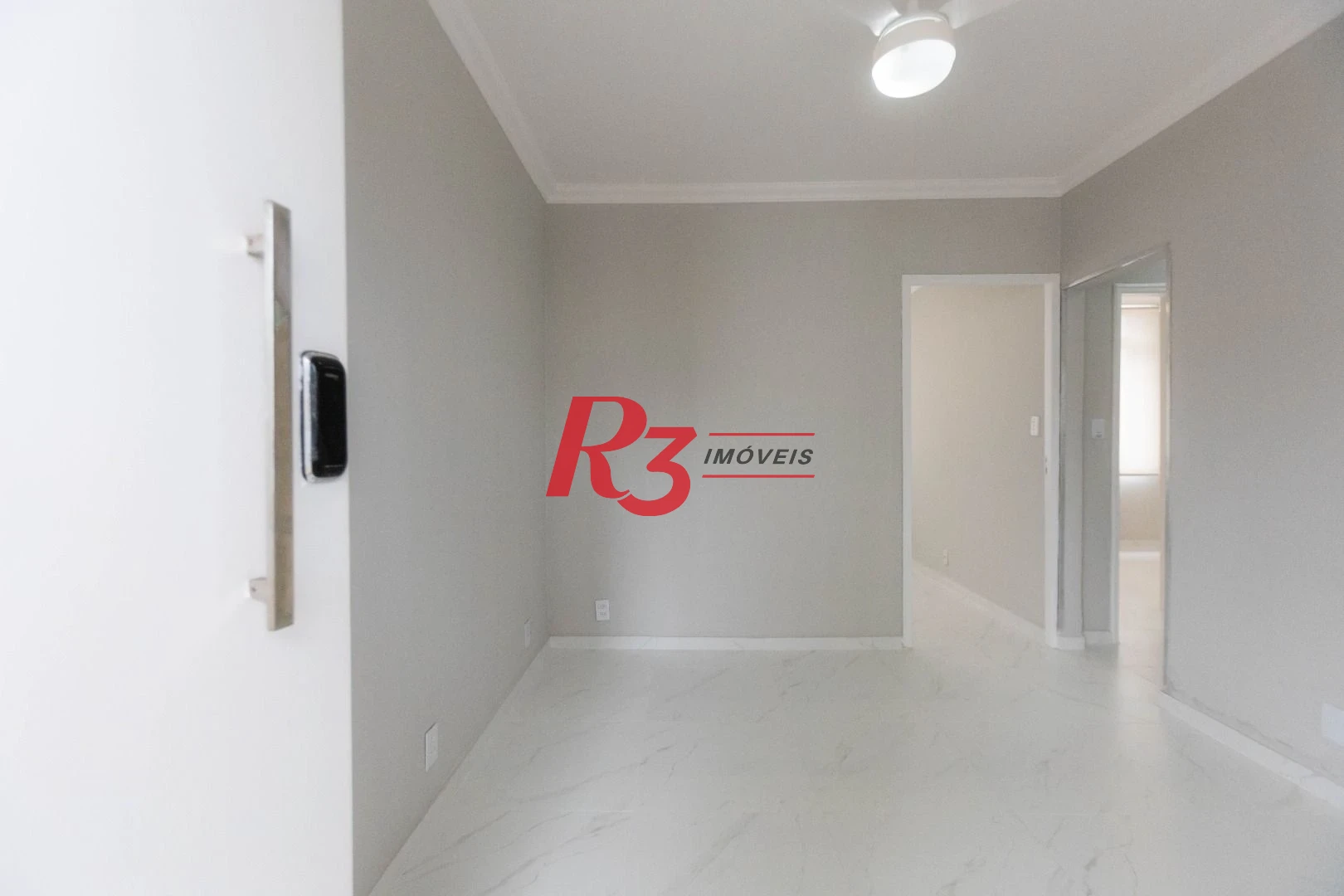 Apartamento com 2 dormitórios para alugar, 66 m² por R$ 4.000,02/mês - José Menino - Santos/SP