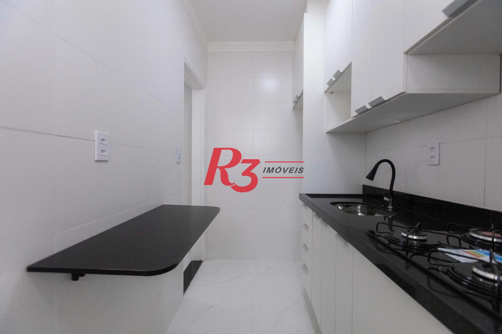 Apartamento com 2 dormitórios para alugar, 66 m² por R$ 4.000,02/mês - José Menino - Santos/SP