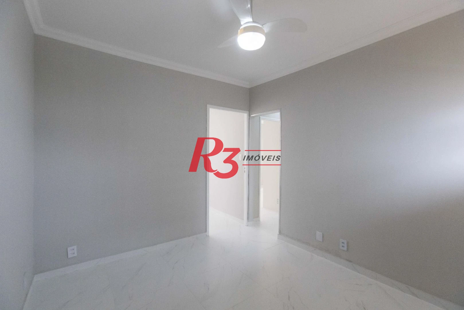 Apartamento com 2 dormitórios para alugar, 66 m² por R$ 4.000,02/mês - José Menino - Santos/SP