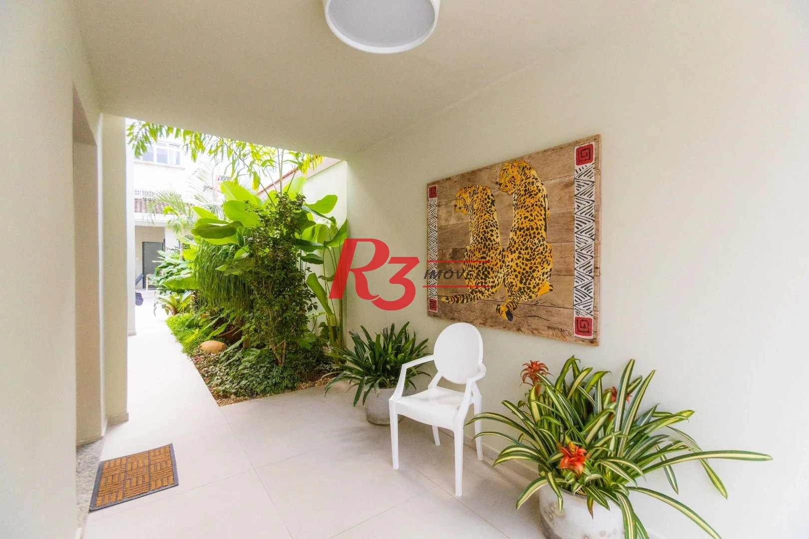Sobrado com 3 dormitórios à venda, 290 m² por R$ 3.990.000,00 - Ponta da Praia - Santos/SP
