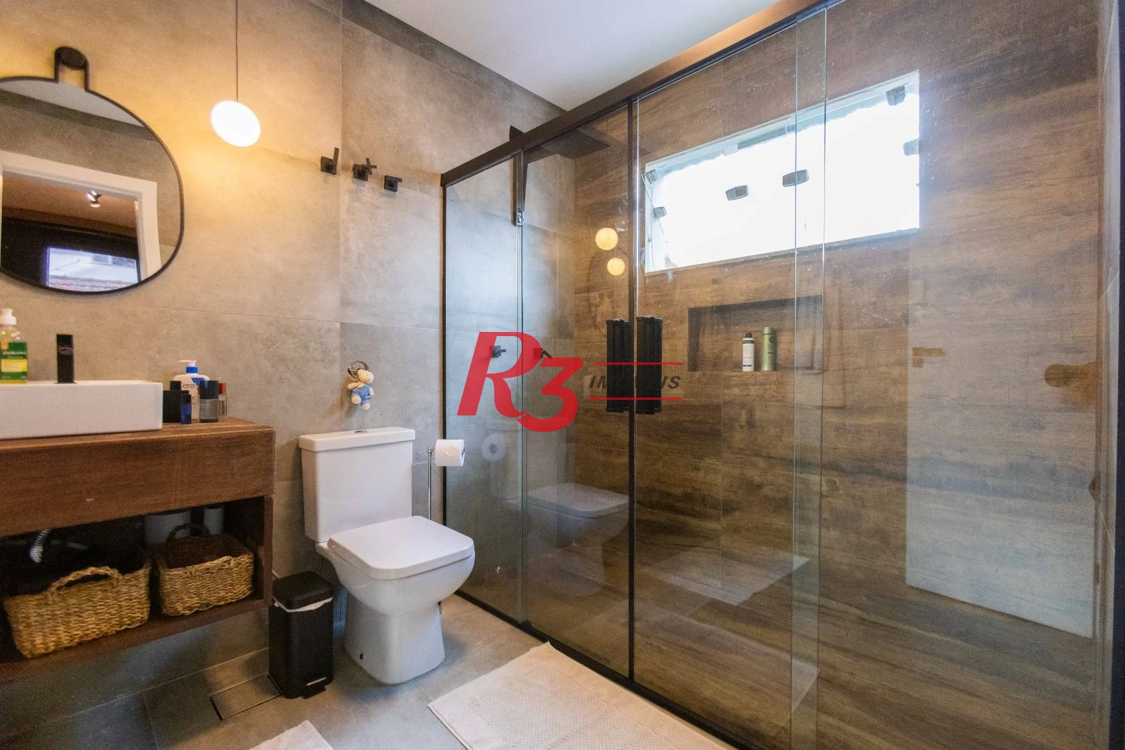 Sobrado com 3 dormitórios à venda, 290 m² por R$ 3.990.000,00 - Ponta da Praia - Santos/SP