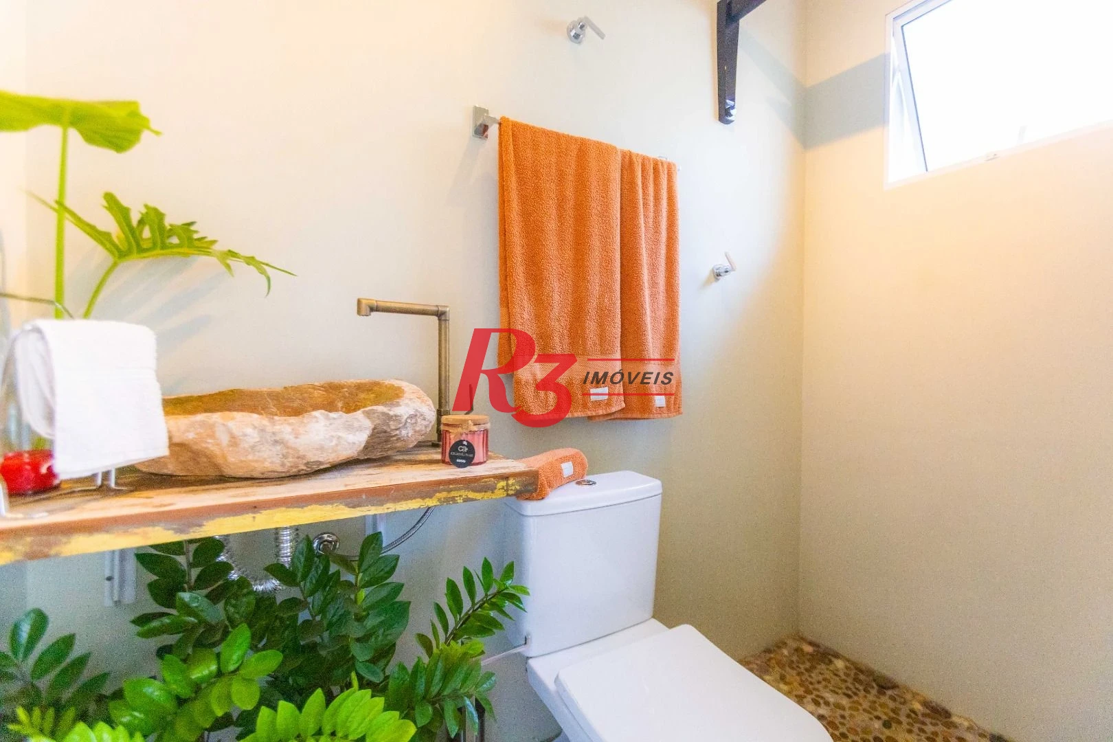 Sobrado com 3 dormitórios à venda, 290 m² por R$ 3.990.000,00 - Ponta da Praia - Santos/SP