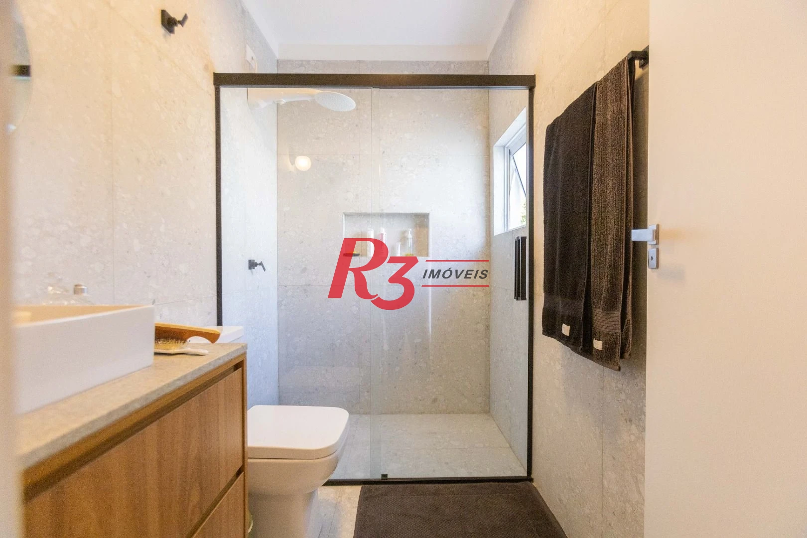 Sobrado com 3 dormitórios à venda, 290 m² por R$ 3.990.000,00 - Ponta da Praia - Santos/SP