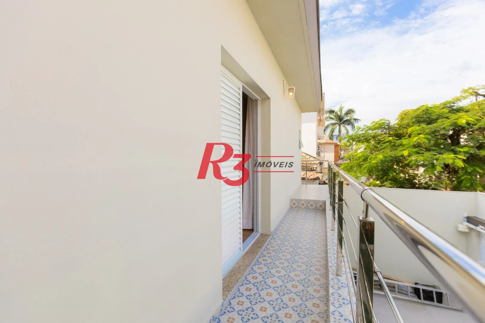 Sobrado com 3 dormitórios à venda, 290 m² por R$ 3.990.000,00 - Ponta da Praia - Santos/SP