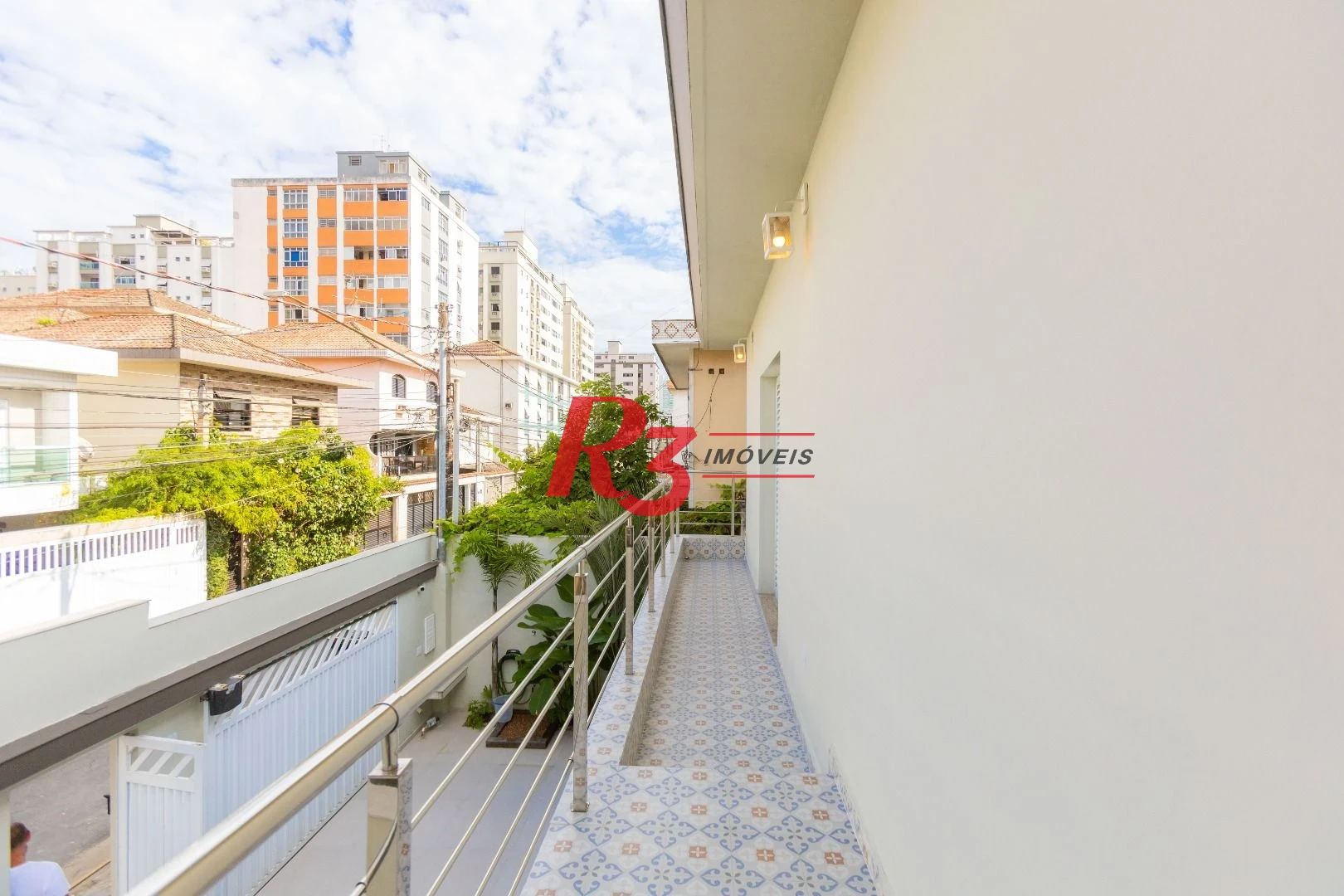 Sobrado com 3 dormitórios à venda, 290 m² por R$ 3.990.000,00 - Ponta da Praia - Santos/SP