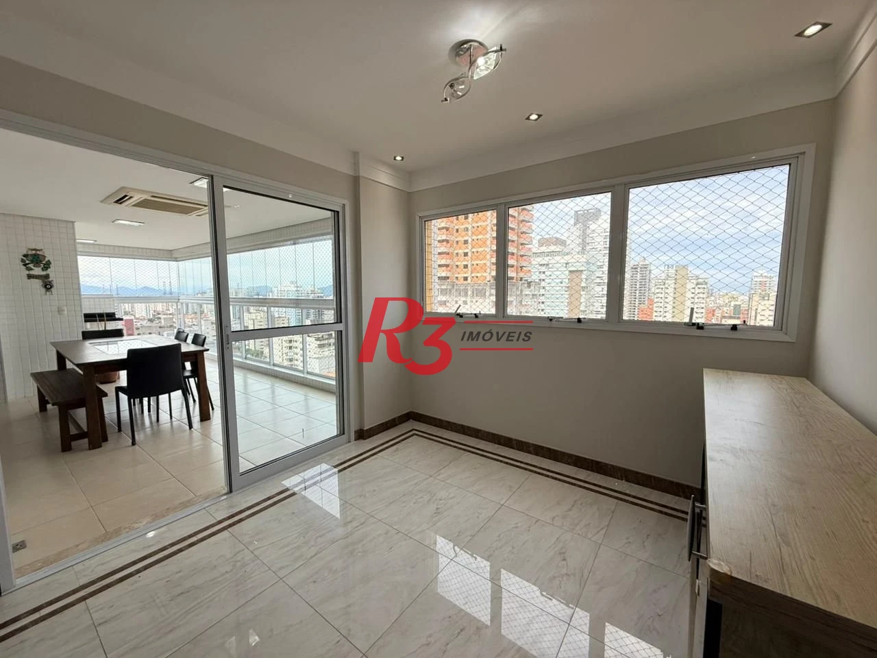 Apartamento à venda, 134 m² por R$ 2.280.000,00 - Embaré - Santos/SP
