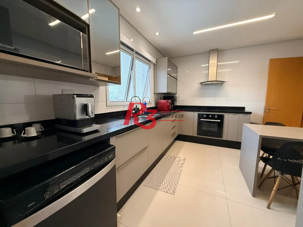 Apartamento à venda, 157 m² por R$ 2.490.000,00 - Embaré - Santos/SP