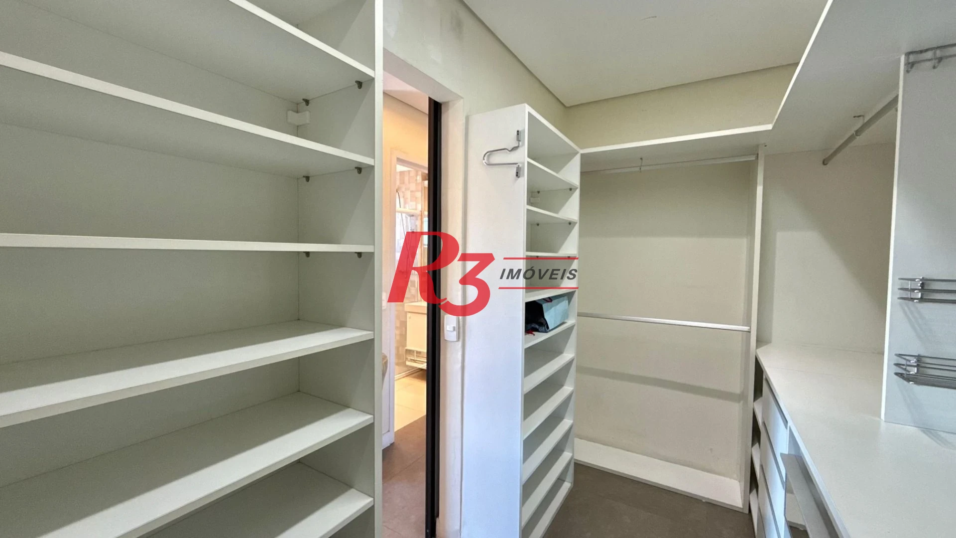 Apartamento para alugar, 86 m² por R$ 6.500,00/mês - Macuco - Santos/SP