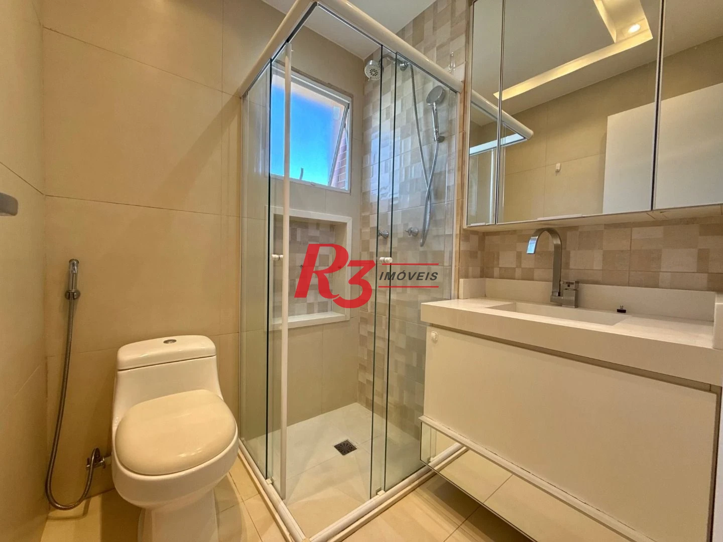 Apartamento para alugar, 86 m² por R$ 6.500,00/mês - Macuco - Santos/SP
